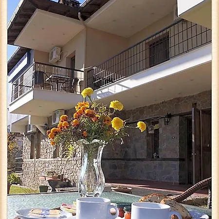 Voreas Hotel Loutraki (Pella)
